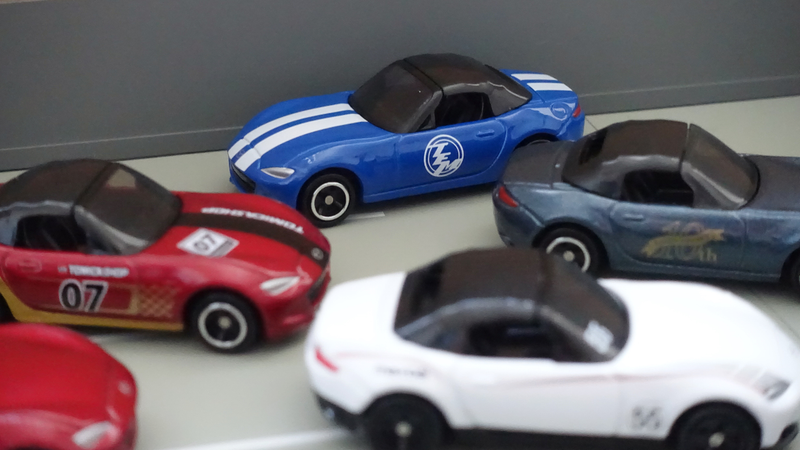 Illustration for article titled Land of the Rising Sun(day): Mazda Roadster
